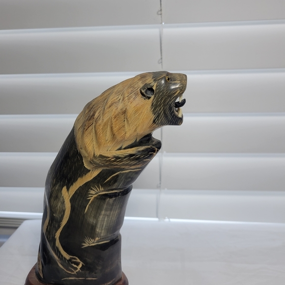 VINTAGE HAND CARVED HORN TIGER SCUTTURE MADE IN THAILAND - Picture 9 of 14